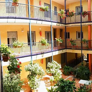 https://apartamentos-sevilla-seville.es-andalucia.com