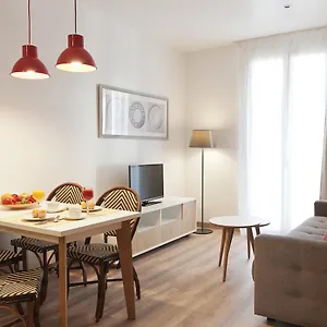 https://mh-apartments-s-familia.topbarcelonahotels.com